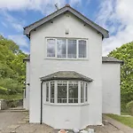 3 Bed In Oc-e32106 Holiday home