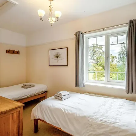 Eskholme * 레이븐글래스