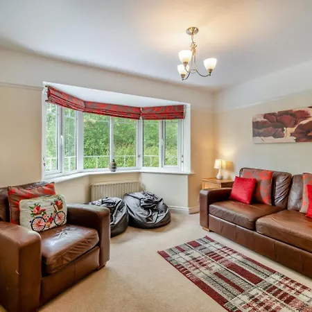 3 Bed In Oc-e32106 Ferienhaus