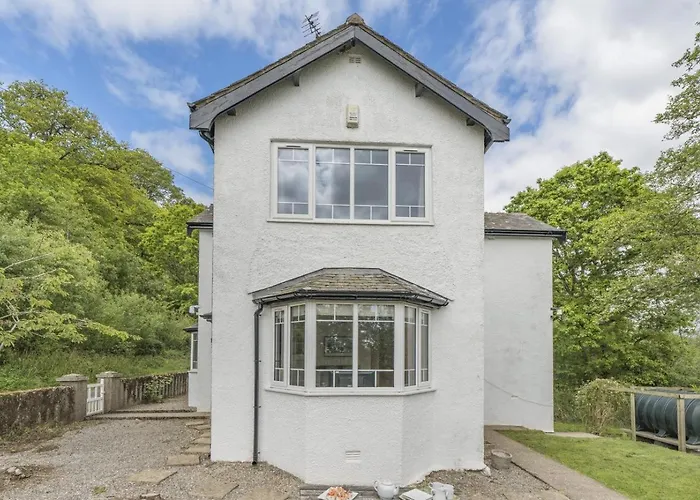 3 Bed In Oc-e32106 Holiday home